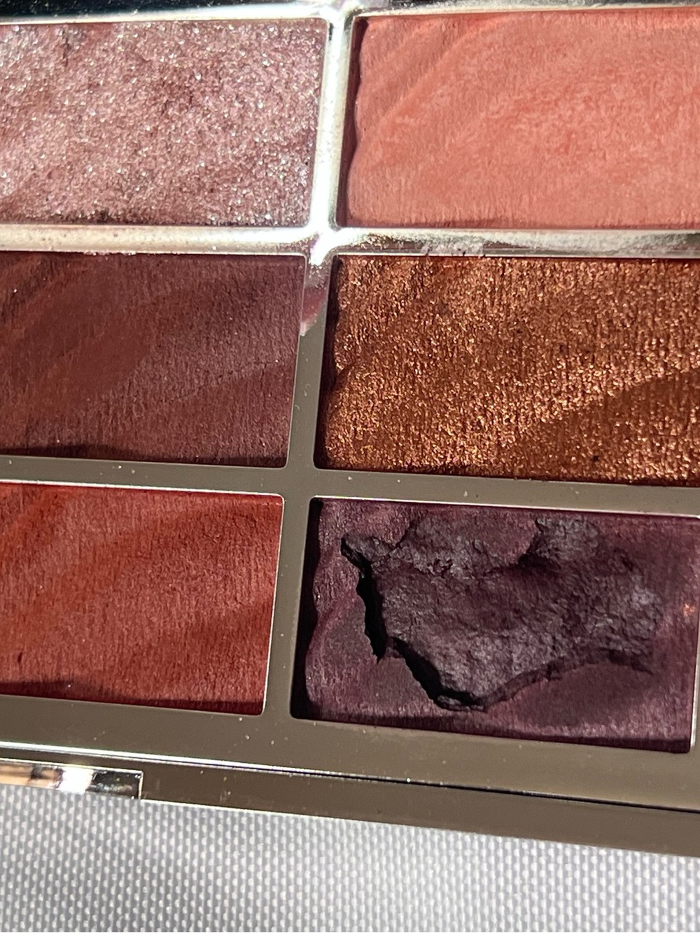 Ciaté London The Velvet Palette 12 Pan Eyeshadow Palette - Picture 6 of 10